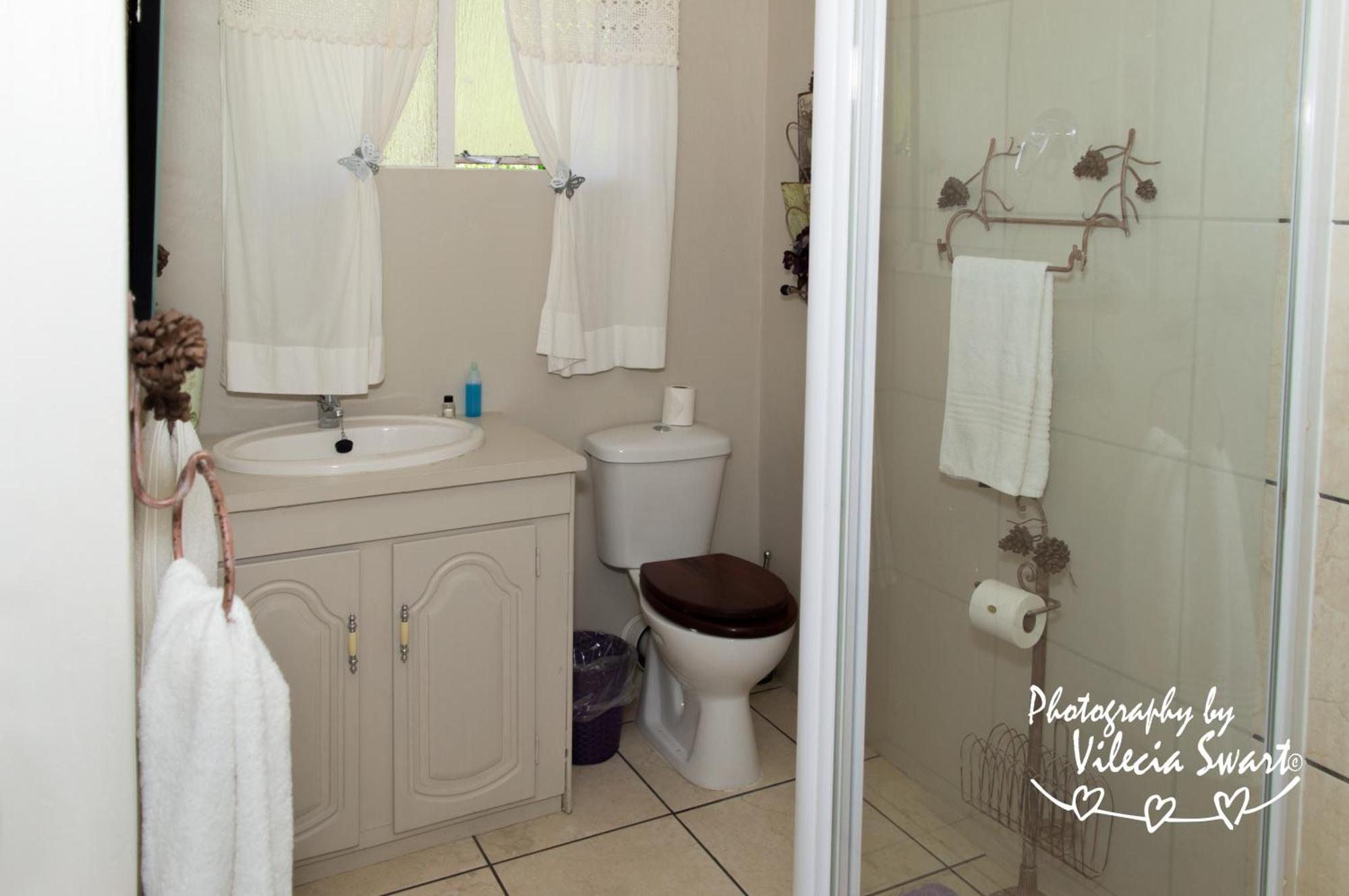Mistique Waters Guesthouse Parys Bagian luar foto